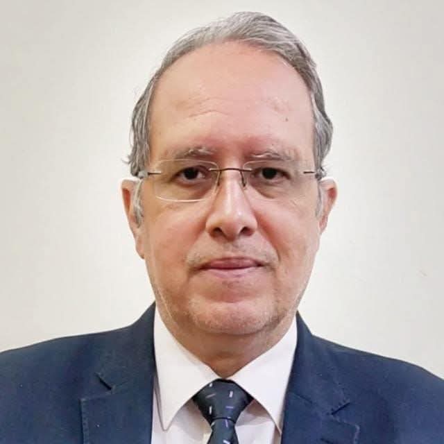 أ.د/ أشرف العبد